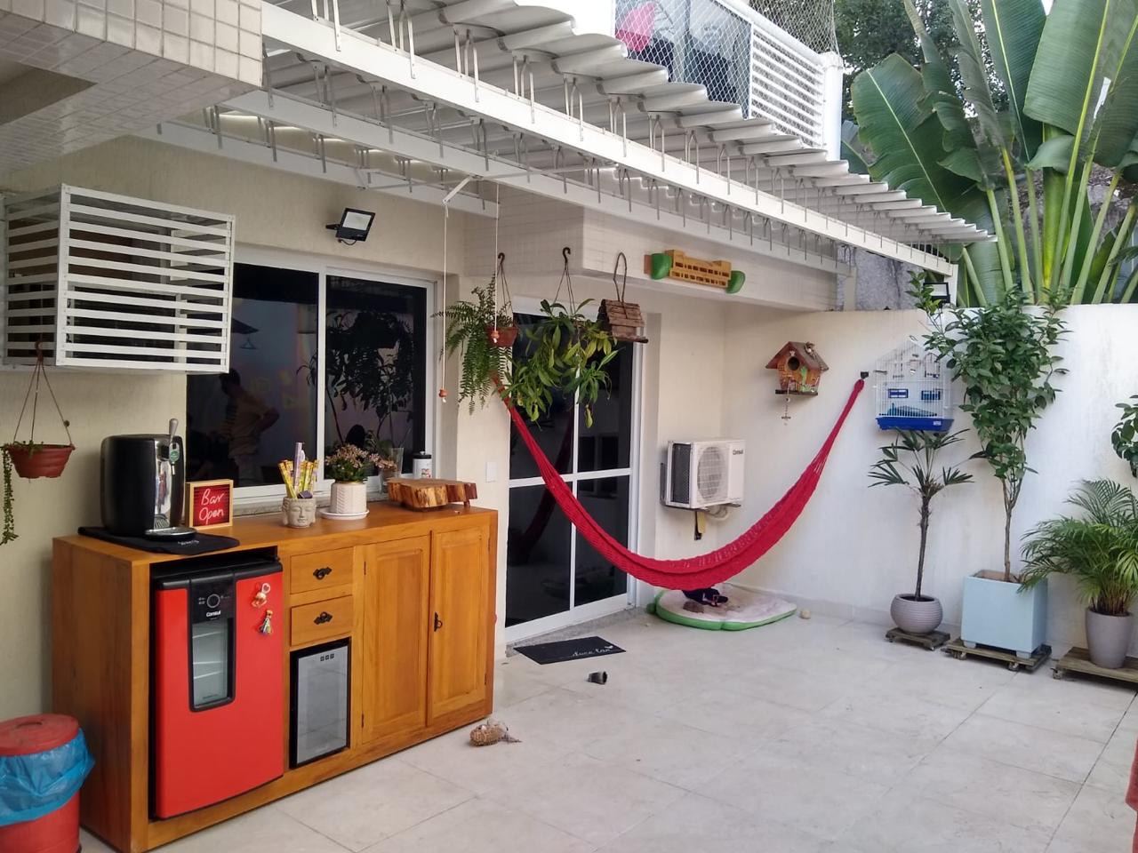 Varanda com cobertura retrátil
